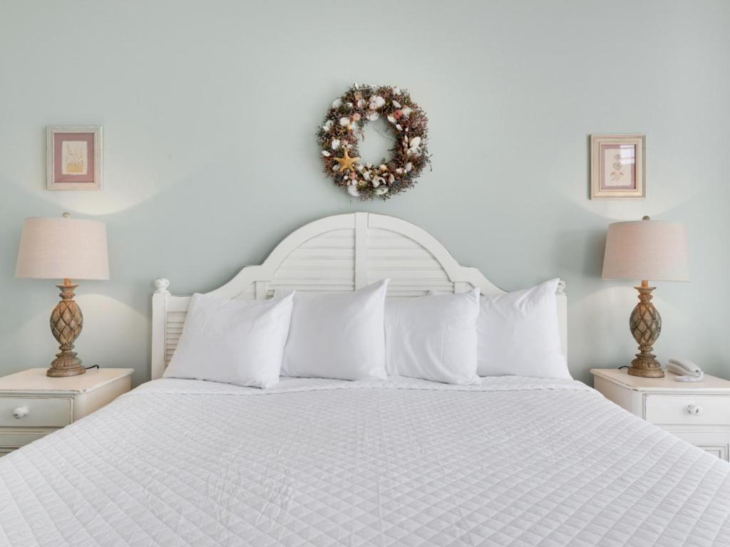 Jade East Condominiums Destin Room photo